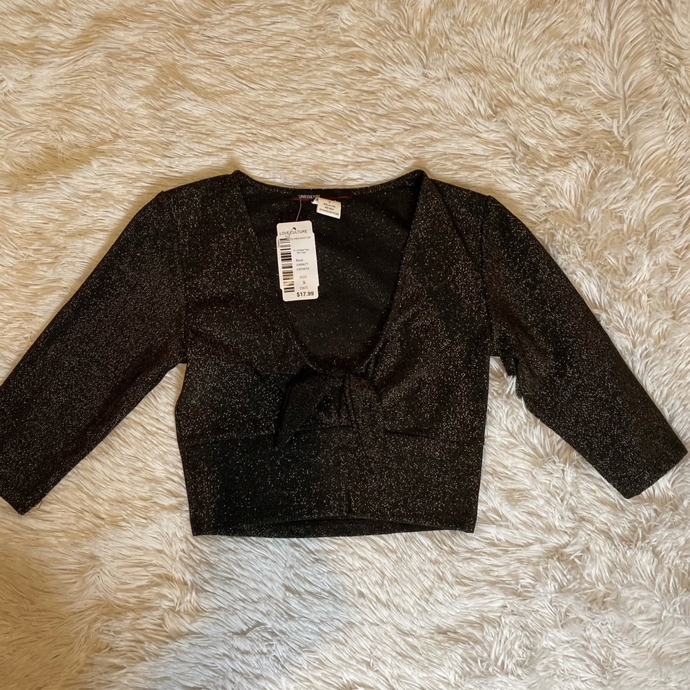 Love culture cropped shirt